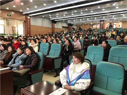 共创和谐育人环境